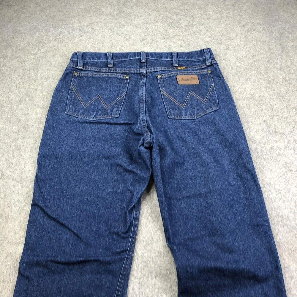 Wrangler Jeans Mens 34x32 Blue Medium Wash Regular Straight Denim 47MWZ - Picture 7 of 11